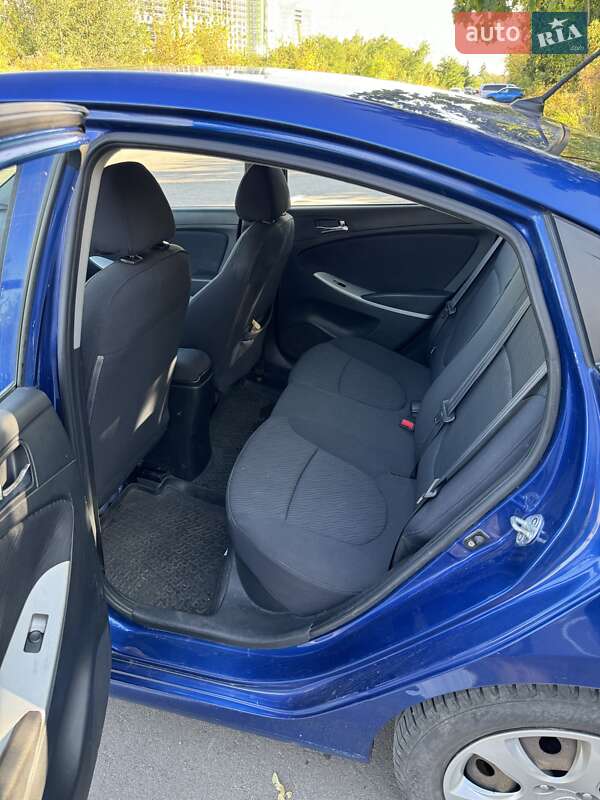 Седан Hyundai Accent 2011 в Киеве фото 4 Седан Hyundai Accent 2011 в Киеве