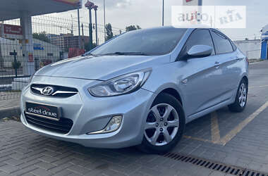 Седан Hyundai Accent 2011 в Миколаєві