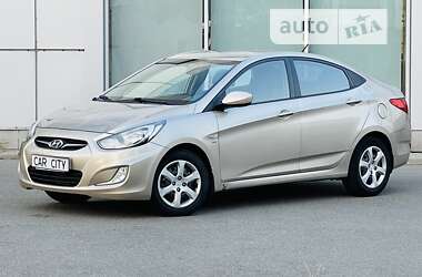 Седан Hyundai Accent 2011 в Києві