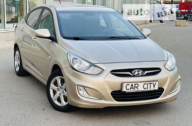 Седан Hyundai Accent 2011 в Києві