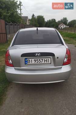Седан Hyundai Accent 2008 в Гребінці