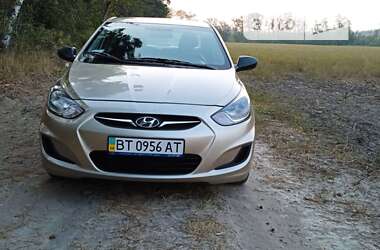 Седан Hyundai Accent 2011 в Кобеляках