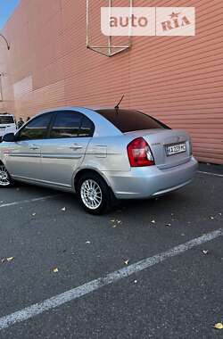 Седан Hyundai Accent 2007 в Киеве