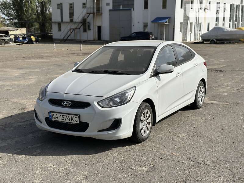 Седан Hyundai Accent 2019 в Києві