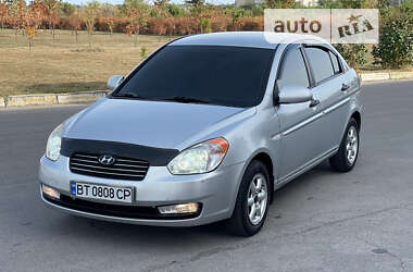 Седан Hyundai Accent 2008 в Херсоне