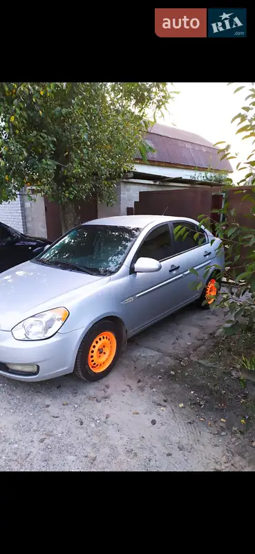 Hyundai Accent
