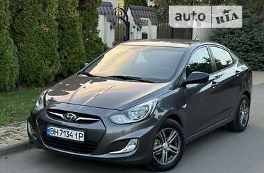 Седан Hyundai Accent 2013 в Одесі