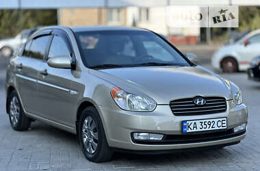 Седан Hyundai Accent 2006 в Днепре