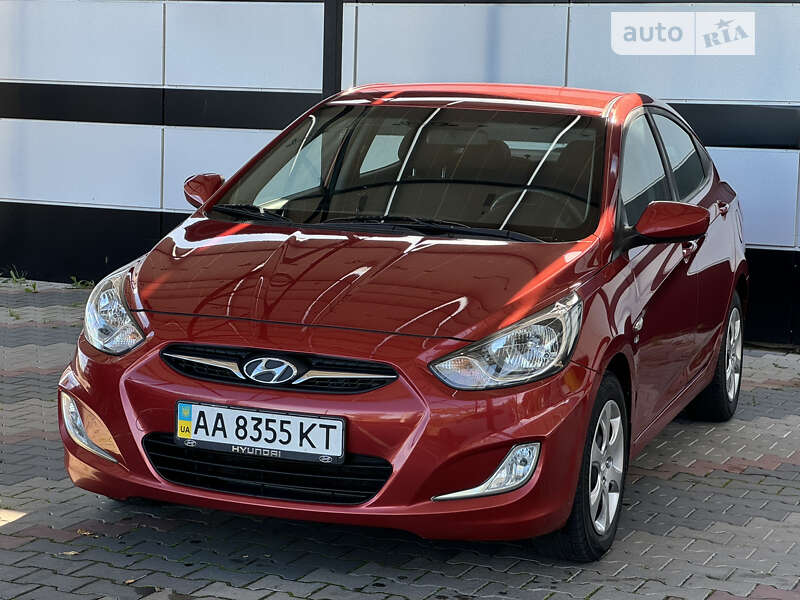 Седан Hyundai Accent 2011 в Виннице