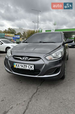 Седан Hyundai Accent 2011 в 