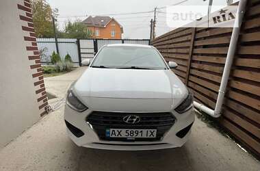 Седан Hyundai Accent 2018 в Києві