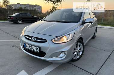 Седан Hyundai Accent 2015 в Одесі