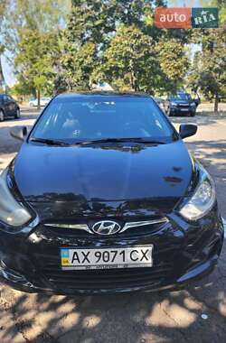 Седан Hyundai Accent 2013 в Ужгороде