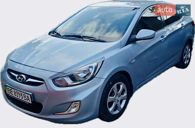 Седан Hyundai Accent 2011 в Березнеговатом