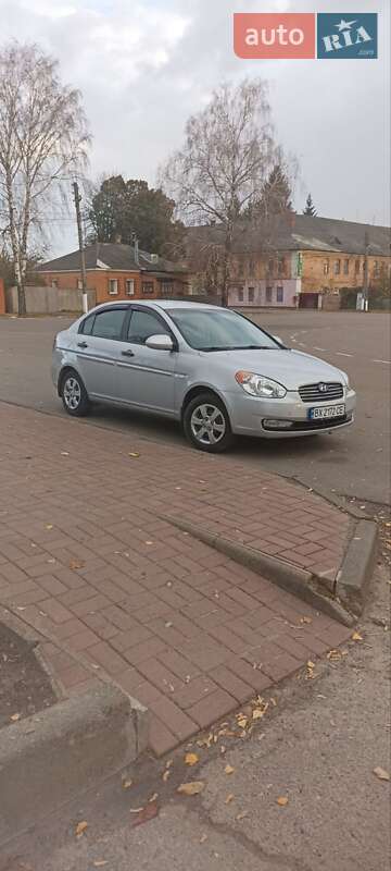 Седан Hyundai Accent 2007 в Ромнах