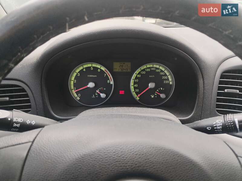 Седан Hyundai Accent 2008 в Киеве фото 16 Седан Hyundai Accent 2008 в Киеве