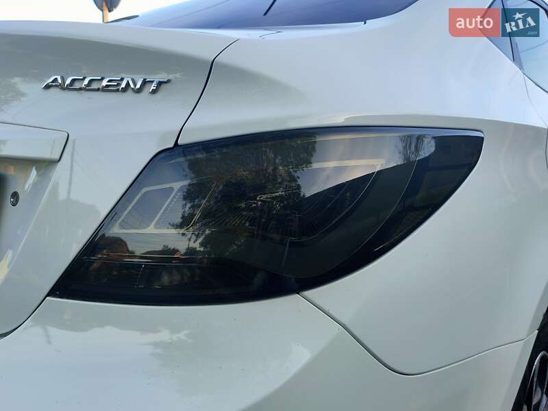 Седан Hyundai Accent 2012 в Хмельницькому фото 4 Седан Hyundai Accent 2012 в Хмельницькому