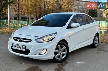 Седан Hyundai Accent 2013 в Харькове