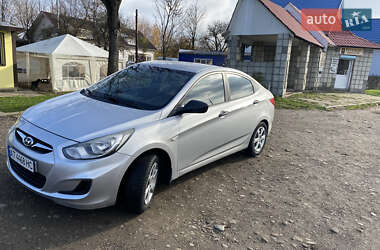 Седан Hyundai Accent 2011 в Коломые