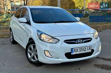 Седан Hyundai Accent 2013 в Харкові