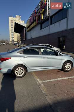 Седан Hyundai Accent 2011 в Києві