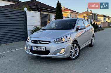 Седан Hyundai Accent 2015 в Одессе