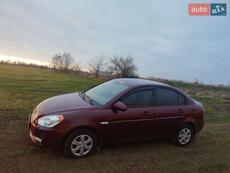 Седан Hyundai Accent 2009 в Одессе