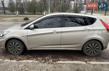 Хэтчбек Hyundai Accent 2012 в Харькове