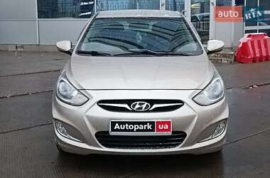 Хэтчбек Hyundai Accent 2012 в Харькове