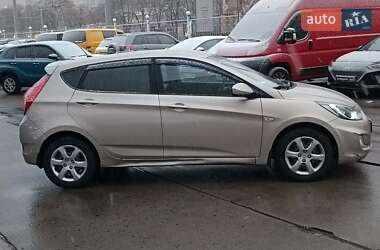 Хэтчбек Hyundai Accent 2012 в Харькове