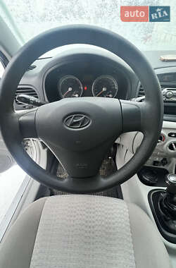 Седан Hyundai Accent 2008 в Полтаві