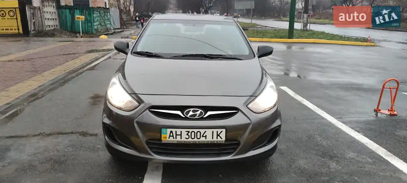 Hyundai Accent