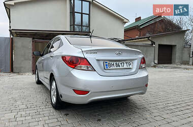 Седан Hyundai Accent 2011 в Одессе