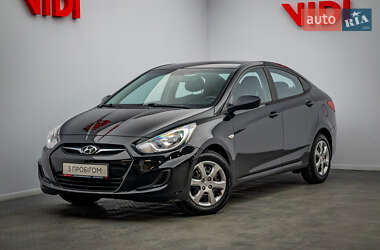 Седан Hyundai Accent 2013 в Києві