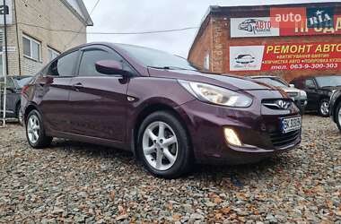 Седан Hyundai Accent 2011 в Смеле