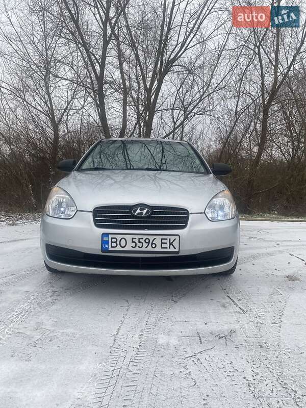Седан Hyundai Accent 2009 в Бережанах