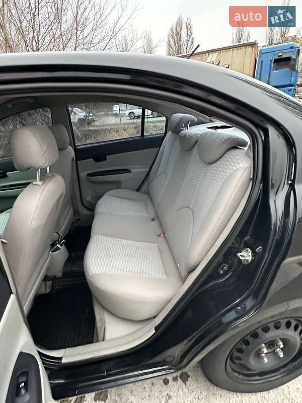 Седан Hyundai Accent 2008 в Дніпрі