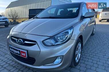 Хэтчбек Hyundai Accent 2012 в Львове