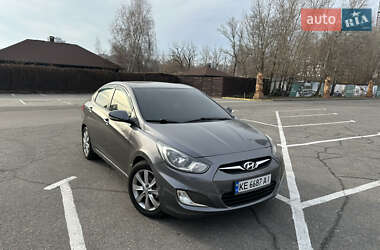 Седан Hyundai Accent 2011 в Днепре