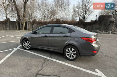 Седан Hyundai Accent 2011 в Днепре