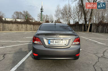 Седан Hyundai Accent 2011 в Днепре