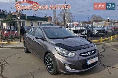 Седан Hyundai Accent 2011 в Миколаєві