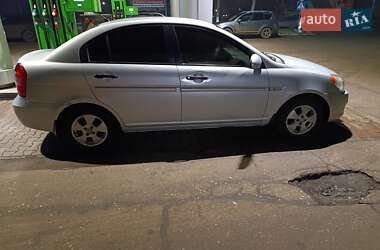 Седан Hyundai Accent 2008 в Славянске