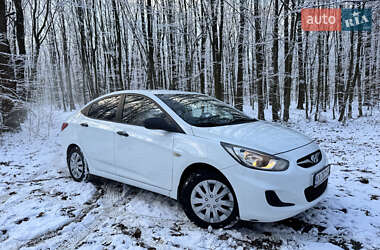 Седан Hyundai Accent 2014 в Вінниці