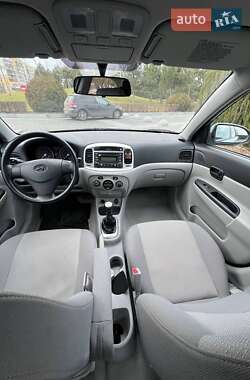 Седан Hyundai Accent 2008 в Днепре