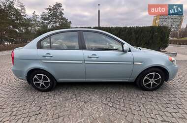 Седан Hyundai Accent 2008 в Днепре