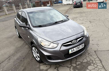 Седан Hyundai Accent 2013 в Києві