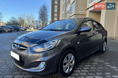 Седан Hyundai Accent 2012 в Хмельницькому