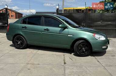 Седан Hyundai Accent 2006 в Киеве