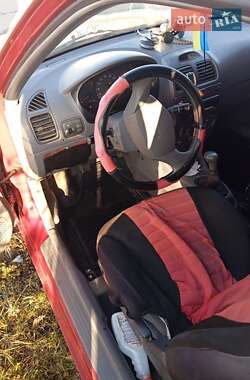 Седан Hyundai Accent 2000 в 
